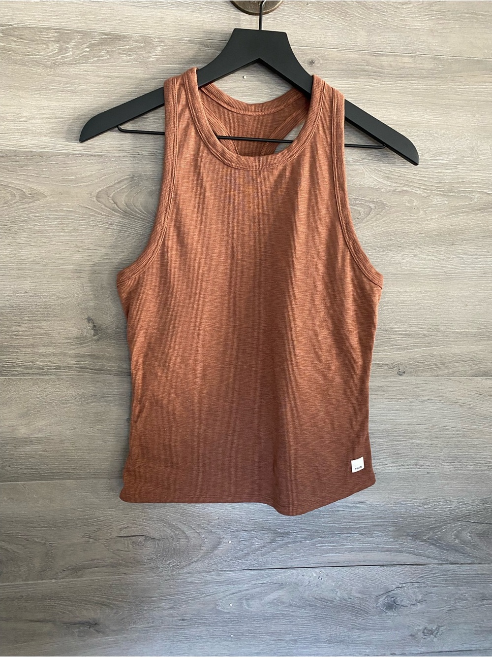 Vuori Sunrise High Neck Tank Terracotta